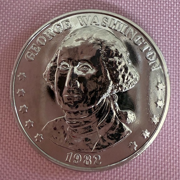 George Washington Silver Commemorative Medal Coin - Picture 1 of 6